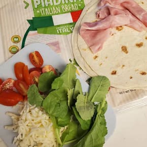 Italian Piadina Bread, Italian Piadina Flatbread, Olive Garden Piadina, Piadina Jamie Oliver, Piadina Wrap, Order Piada Online